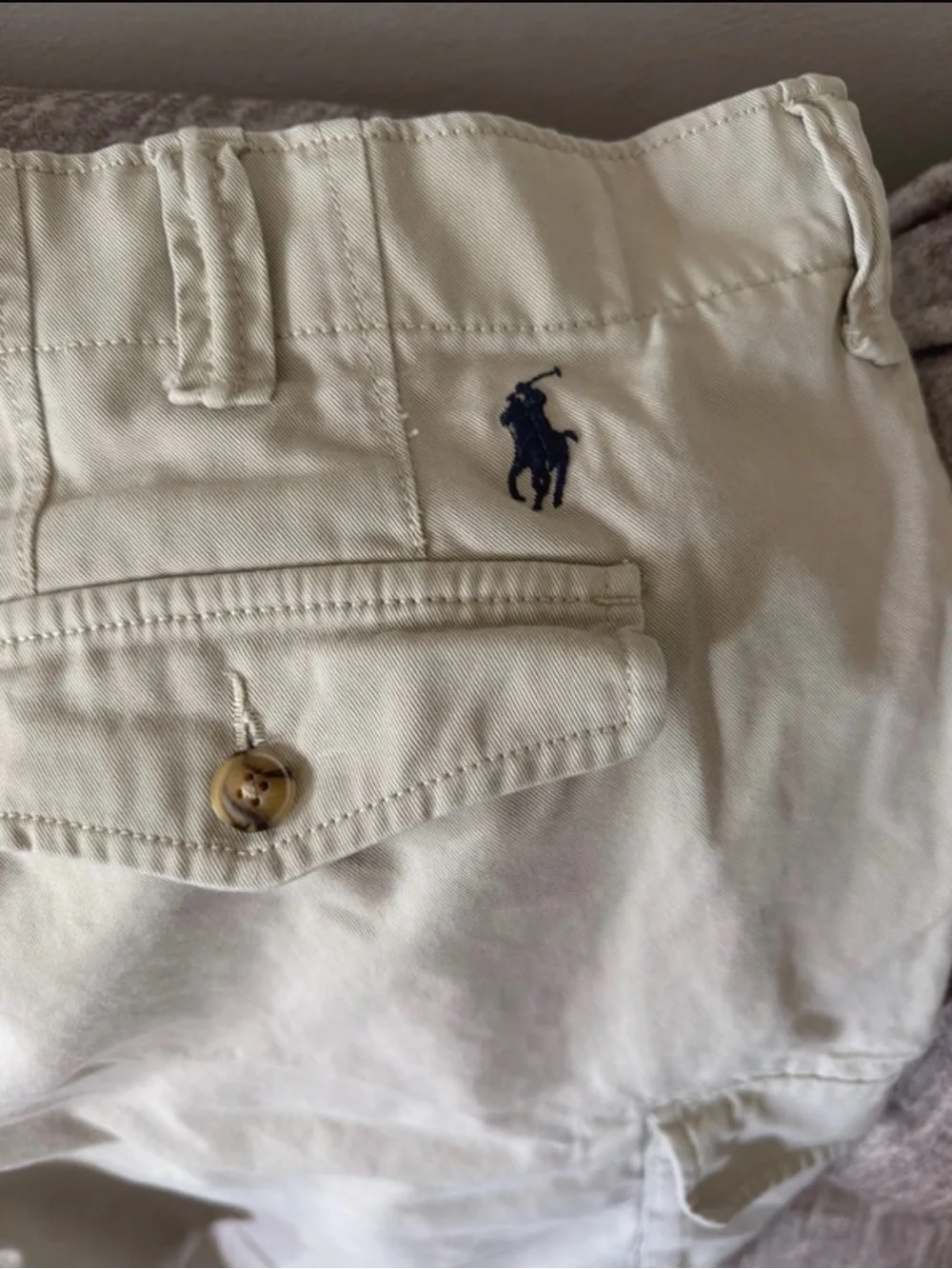 Ralph Lauren Beige Cargo Shorts with Side Pockets